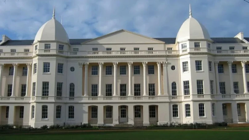 London Business School (LBS)